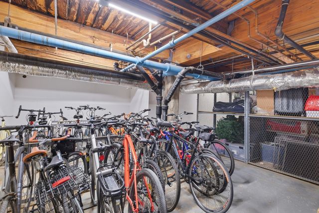 225 W HURON Street 313, Chicago, IL 60654