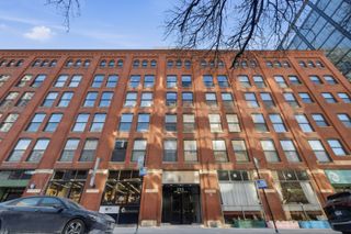 225 W HURON Street 313, Chicago, IL 60654