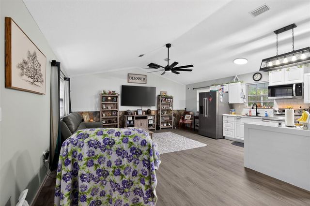 7390 NW 142ND STREET, Trenton, FL 32693