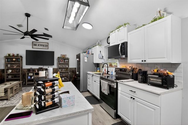 7390 NW 142ND STREET, Trenton, FL 32693