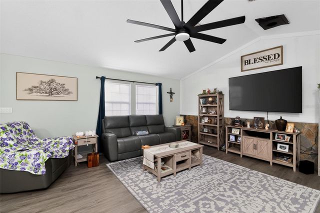 7390 NW 142ND STREET, Trenton, FL 32693