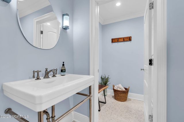 94 Lewis Lane, Fair Haven, NJ 07704