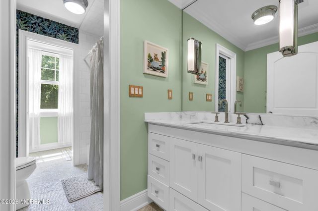 94 Lewis Lane, Fair Haven, NJ 07704