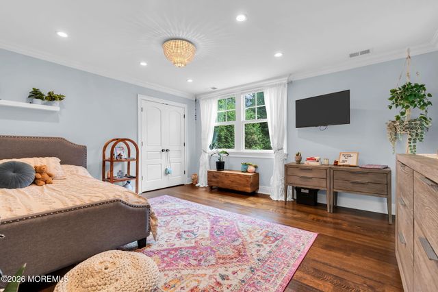94 Lewis Lane, Fair Haven, NJ 07704