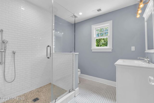 94 Lewis Lane, Fair Haven, NJ 07704