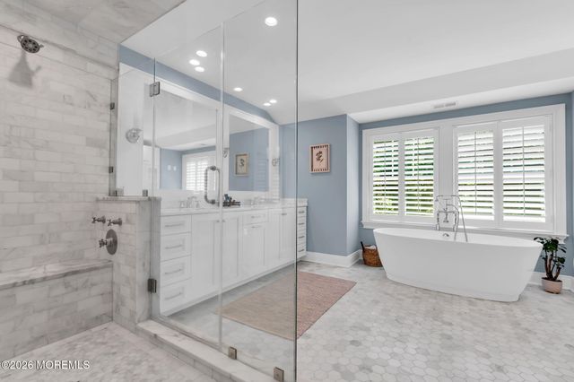 94 Lewis Lane, Fair Haven, NJ 07704