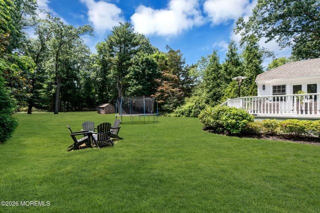 94 Lewis Lane, Fair Haven, NJ 07704