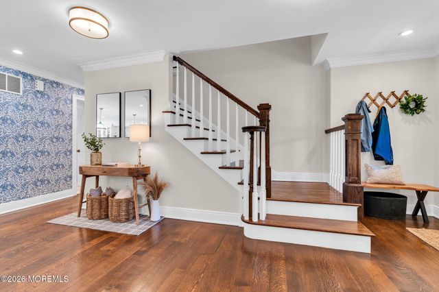94 Lewis Lane, Fair Haven, NJ 07704