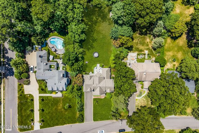 94 Lewis Lane, Fair Haven, NJ 07704