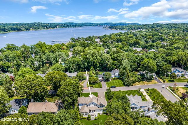 94 Lewis Lane, Fair Haven, NJ 07704
