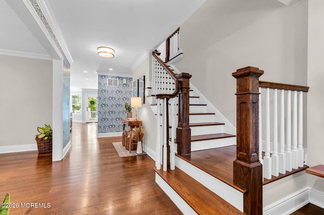 94 Lewis Lane, Fair Haven, NJ 07704