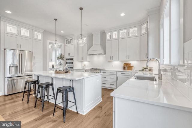 6607 29TH ST N, Arlington, VA 22213