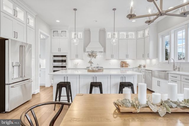 6607 29TH ST N, Arlington, VA 22213