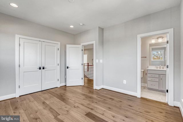 6607 29TH ST N, Arlington, VA 22213