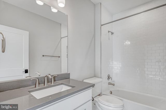 6607 29TH ST N, Arlington, VA 22213