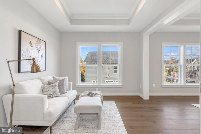 6607 29TH ST N, Arlington, VA 22213