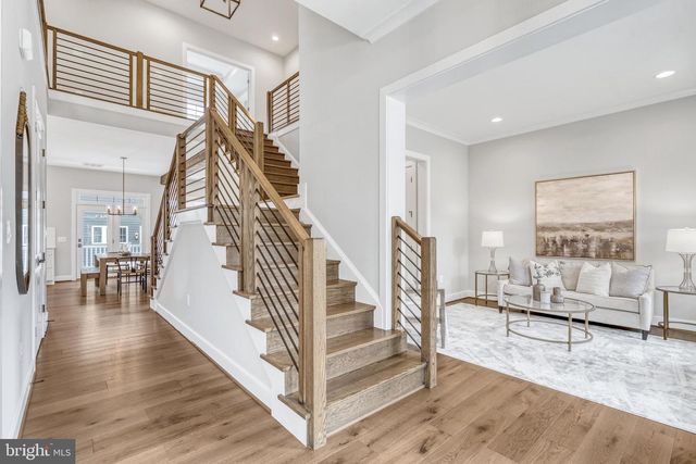 6607 29TH ST N, Arlington, VA 22213