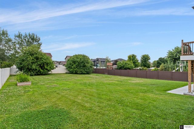14909 S 21st Street, Bellevue, NE 68123
