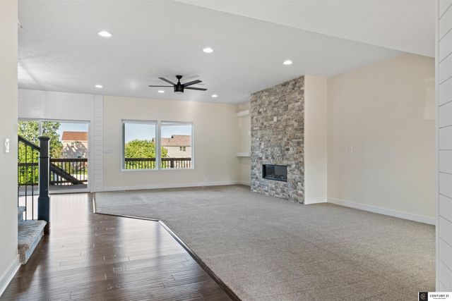 14909 S 21st Street, Bellevue, NE 68123