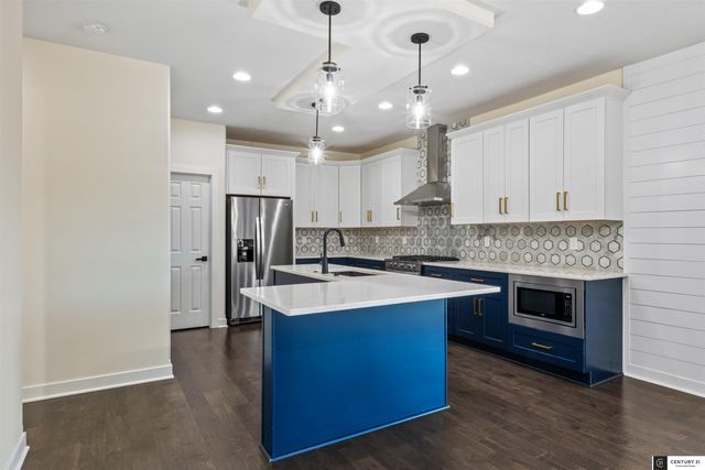 14909 S 21st Street, Bellevue, NE 68123