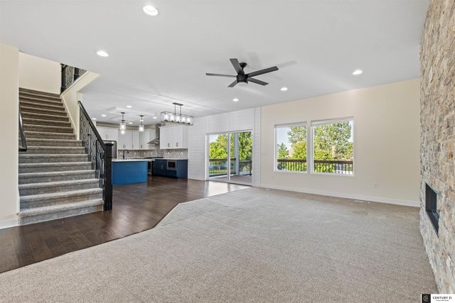 14909 S 21st Street, Bellevue, NE 68123
