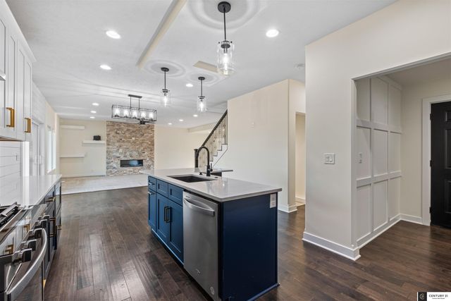 14909 S 21st Street, Bellevue, NE 68123