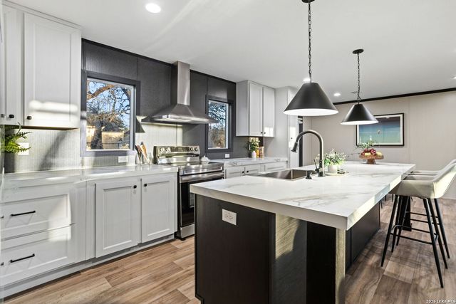 101 Mahaffey Way, San Antonio, TX 78264