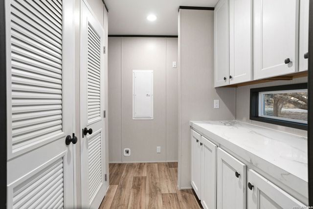 101 Mahaffey Way, San Antonio, TX 78264