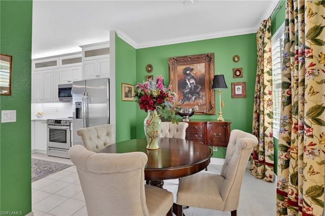 3330 Crown Pointe BLVD 101, Naples, FL 34112