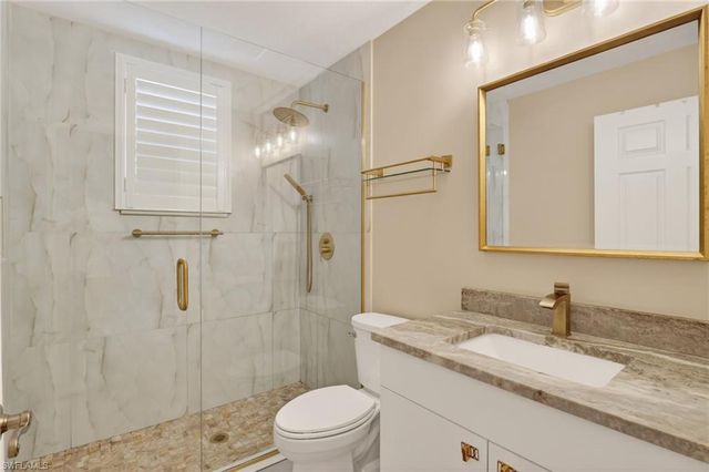 3330 Crown Pointe BLVD 101, Naples, FL 34112