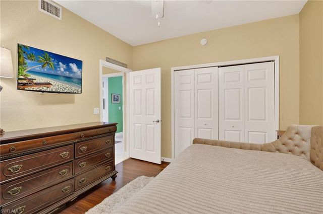 3330 Crown Pointe BLVD 101, Naples, FL 34112