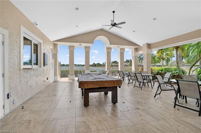 3330 Crown Pointe BLVD 101, Naples, FL 34112