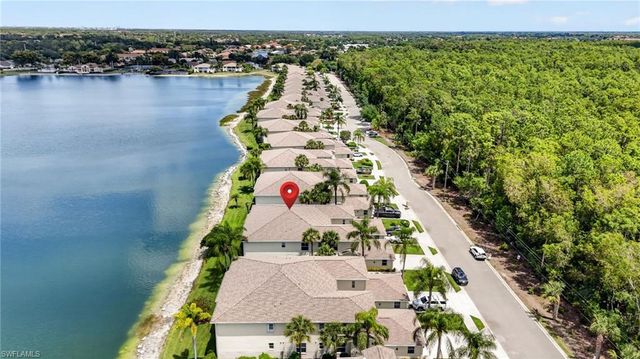 3330 Crown Pointe BLVD 101, Naples, FL 34112