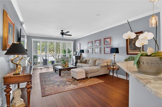 3330 Crown Pointe BLVD 101, Naples, FL 34112