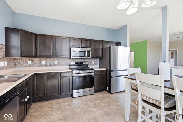 1408 Graybark Street, Sheridan, IN 46069