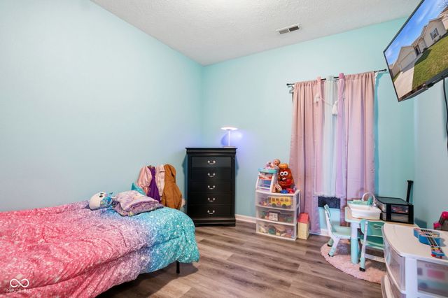 1408 Graybark Street, Sheridan, IN 46069