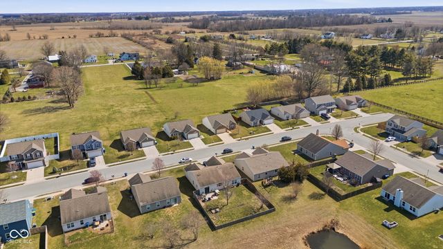 1408 Graybark Street, Sheridan, IN 46069