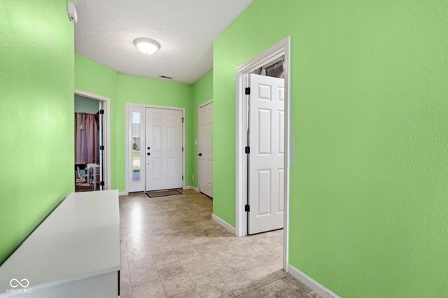 1408 Graybark Street, Sheridan, IN 46069