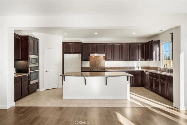 7539 Sanctuary Drive, Corona, CA 92883