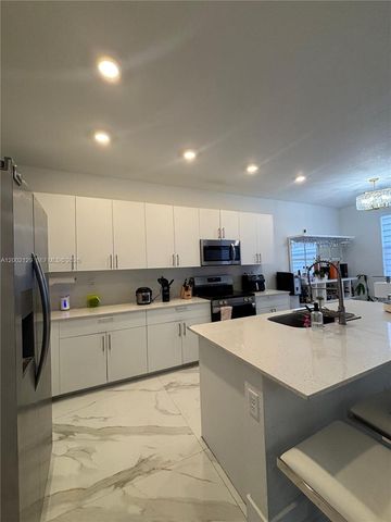 16144 SW 148th Pl, Miami, FL 33187