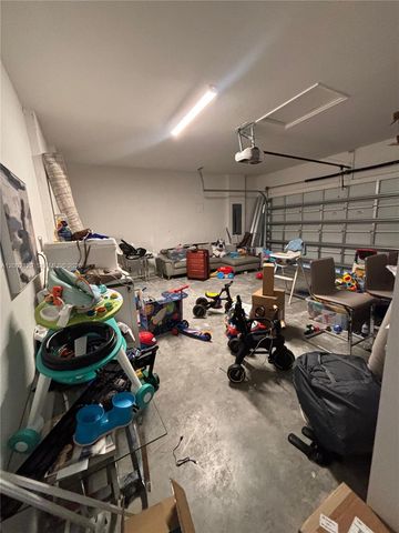 16144 SW 148th Pl, Miami, FL 33187