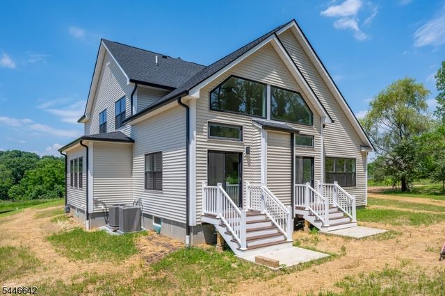 5 Emerald Dr, Hardyston Twp., NJ 07419