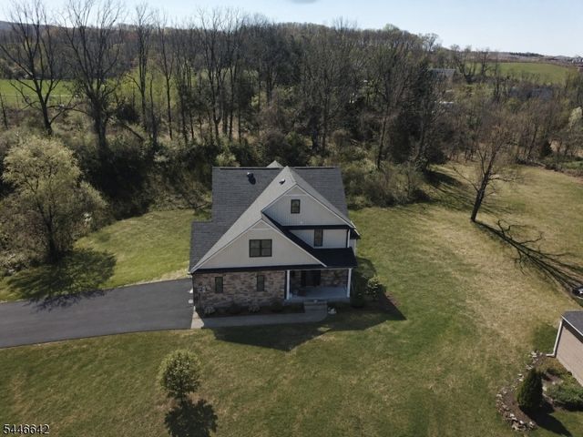 5 Emerald Dr, Hardyston Twp., NJ 07419