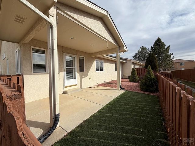 4811 Seasons View, Pueblo, CO 81008