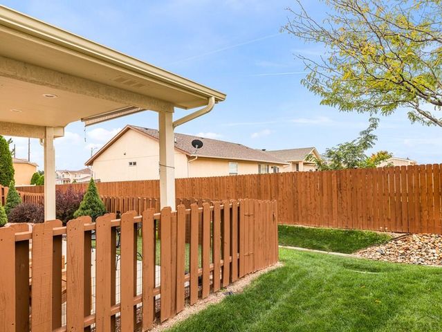 4811 Seasons View, Pueblo, CO 81008