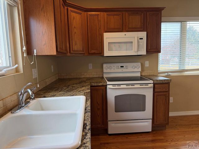 4811 Seasons View, Pueblo, CO 81008