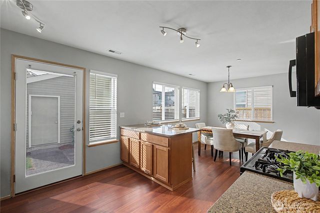 1775 Cadborough Lane, Dupont, WA 98327