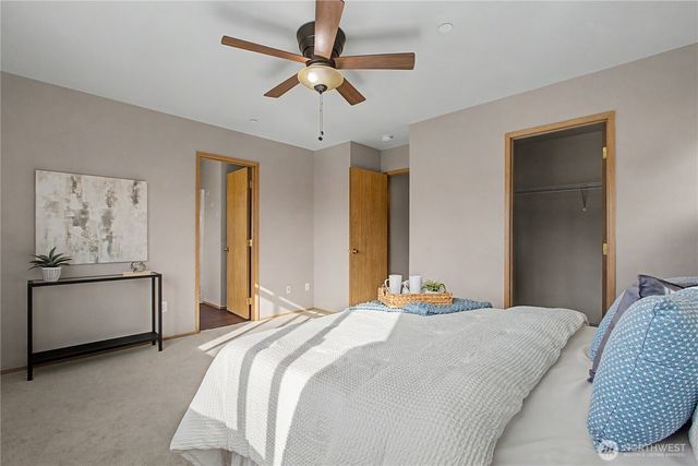 1775 Cadborough Lane, Dupont, WA 98327
