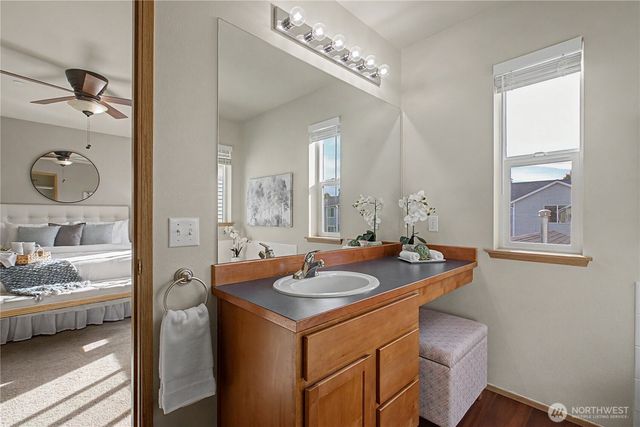 1775 Cadborough Lane, Dupont, WA 98327