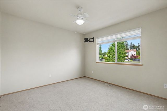 1775 Cadborough Lane, Dupont, WA 98327